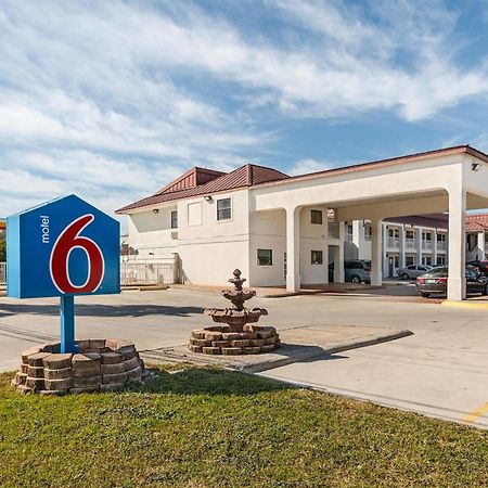 Motel 6-San Marcos, Tx - North Bagian luar foto